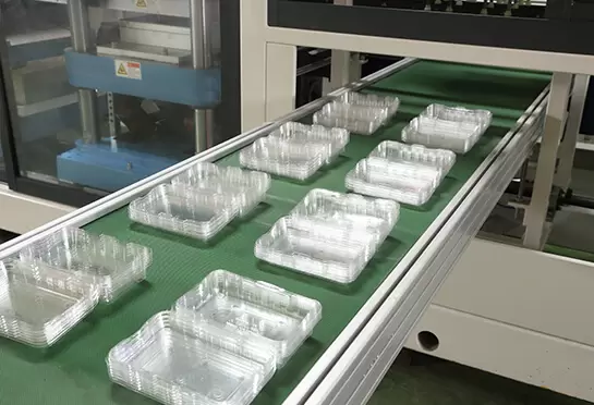 O baixo baricentro e a altura dos produtos acabados, bem como o funcionamento constante, garantem uma operação fácil e uma visualização amigável.